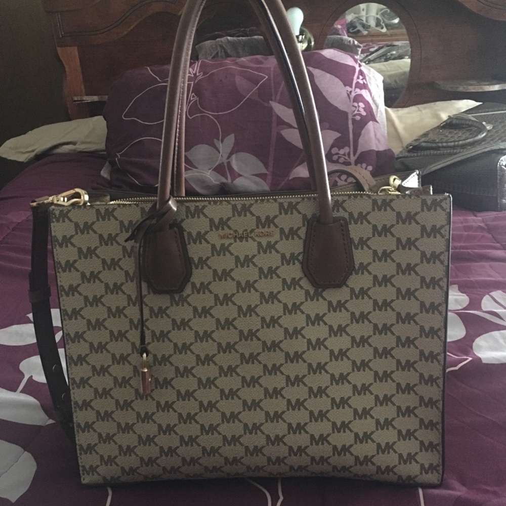 Michael Kors Large Convertible Mercer Tote